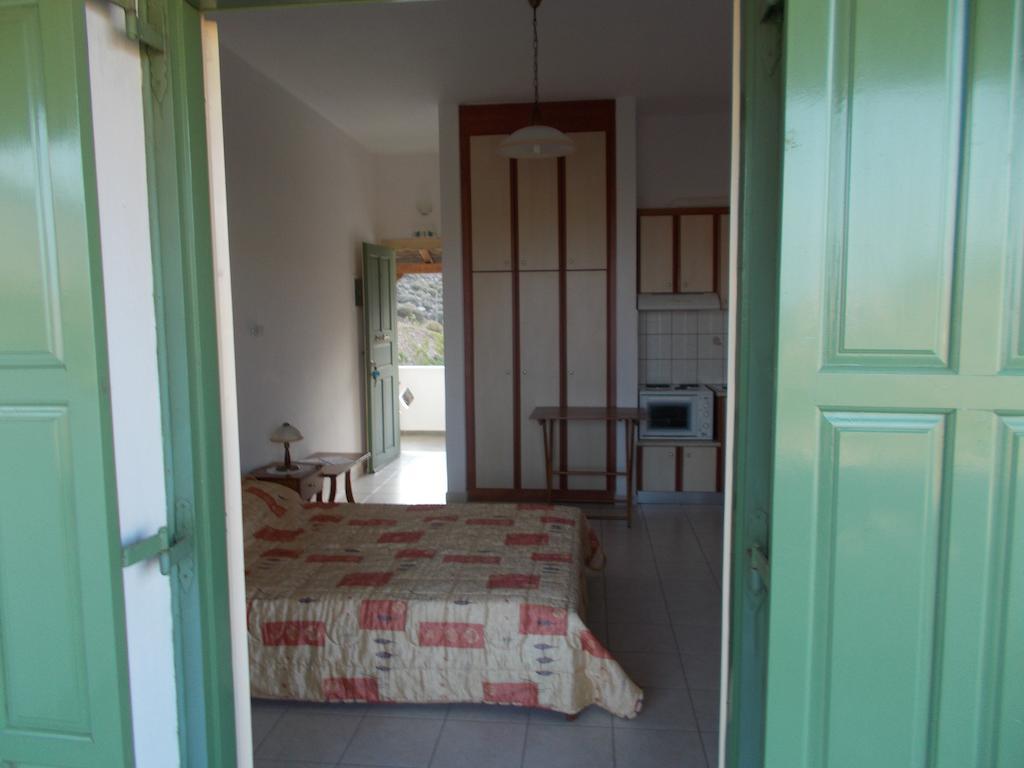 Studios Marianna Скирос Номер фото